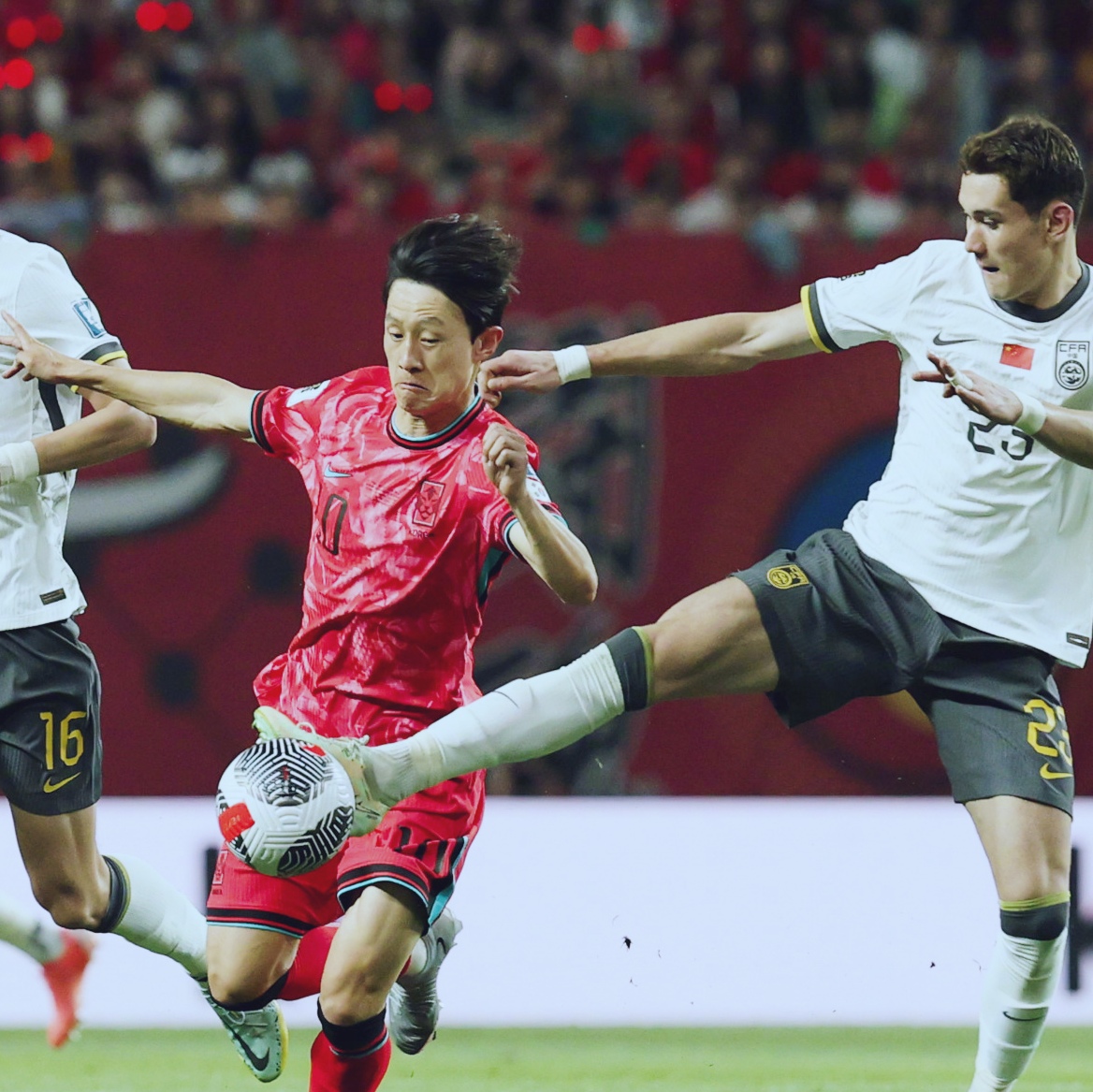 关于塞维利亚迎中超关键赛;国际比赛日遗憾出局;管理层满意;年轻球员得到机会的信息 关于塞维利亚迎中超关键赛;国际比赛日遗憾出局;管理层满意;年轻球员得到机会的信息